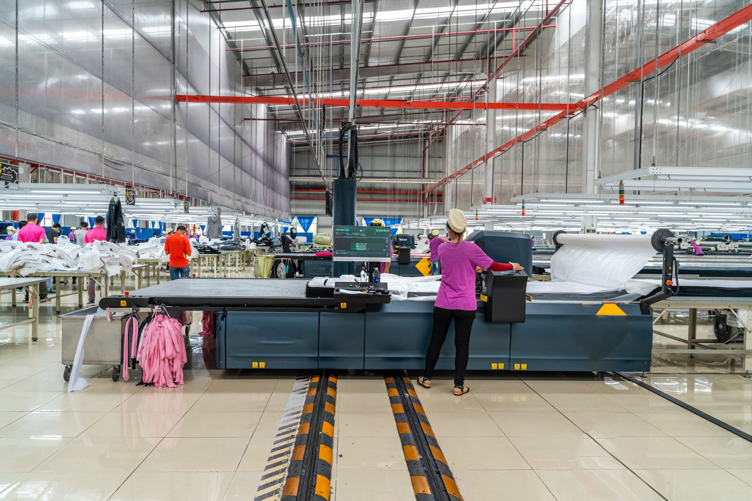Apparel Auto Cutter in Action