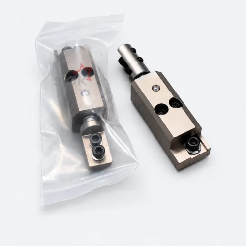 91002000/91002500 square swivel for Gerber cutters, packaged and unpackaged examples