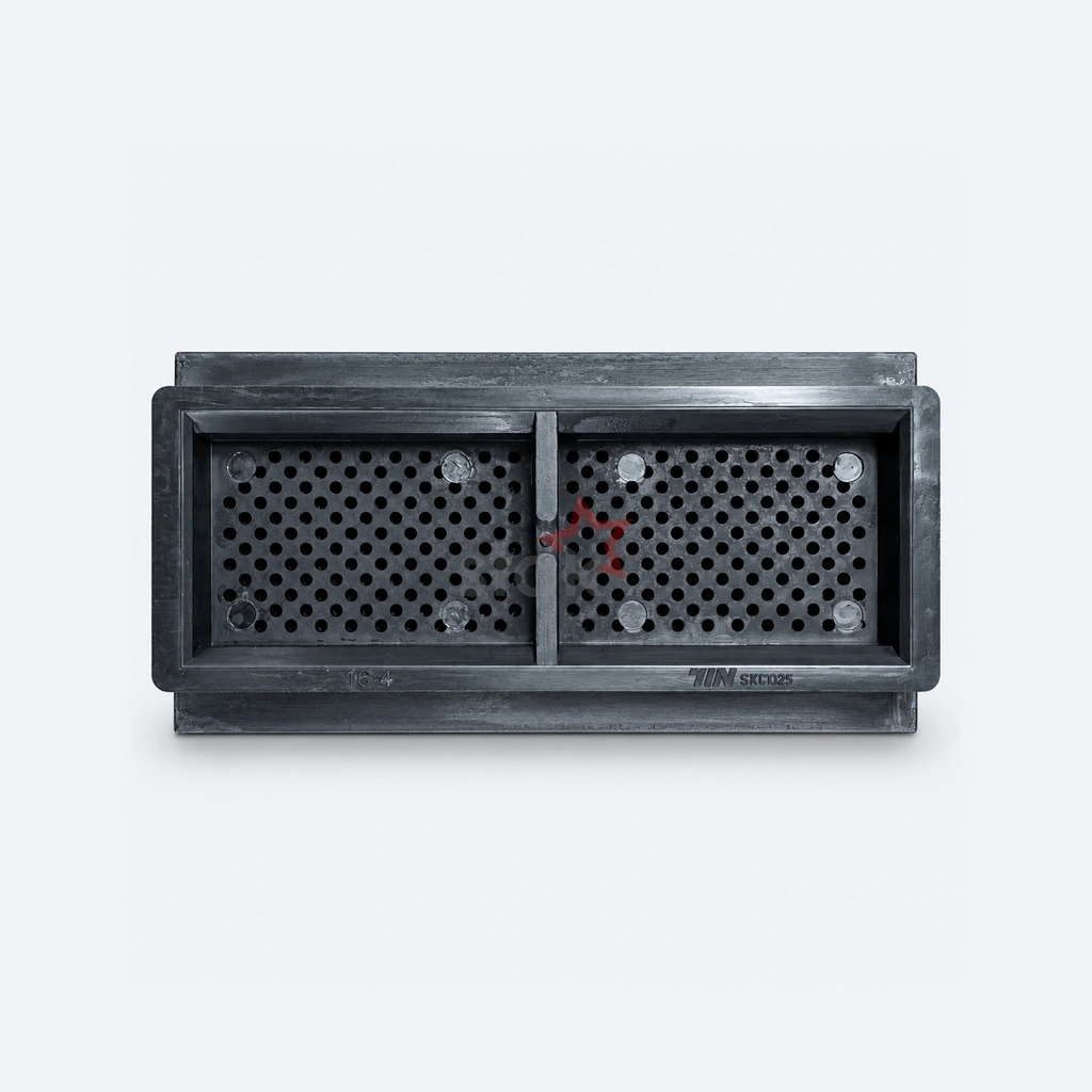 Black Nylon replacement bristle block for YYC, 100 x 50 x 50 mm, underside view.